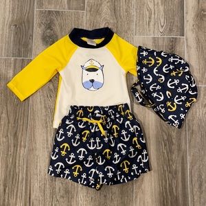 Like new Gymboree baby boy swim set!